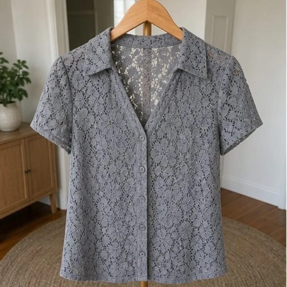 Lace Short-Sleeve Button-Down Shirt - Gray